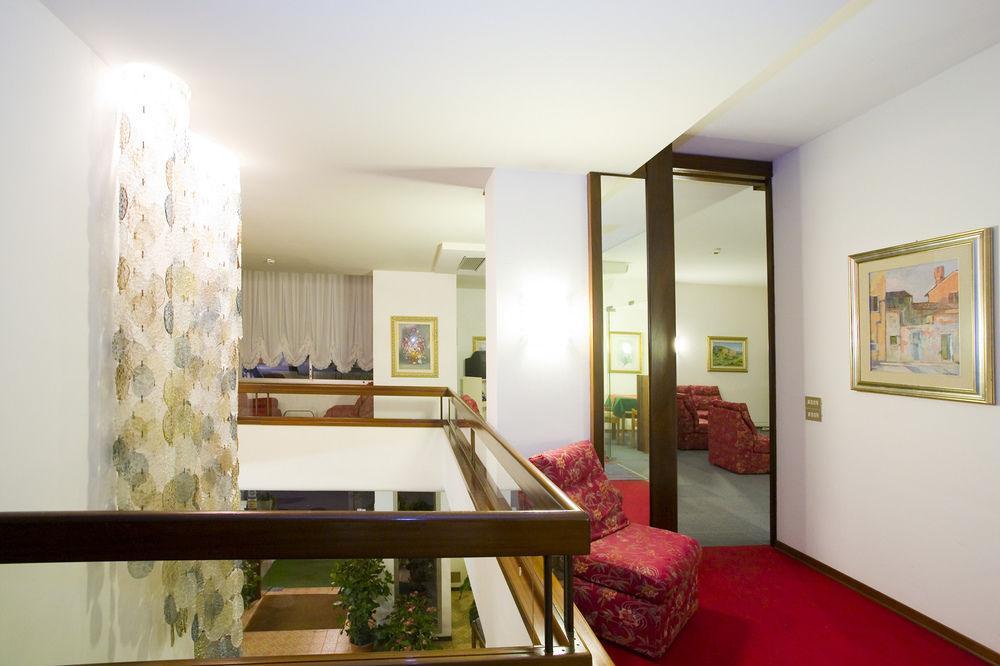 Hotel Metropol Καόρλε Εξωτερικό φωτογραφία