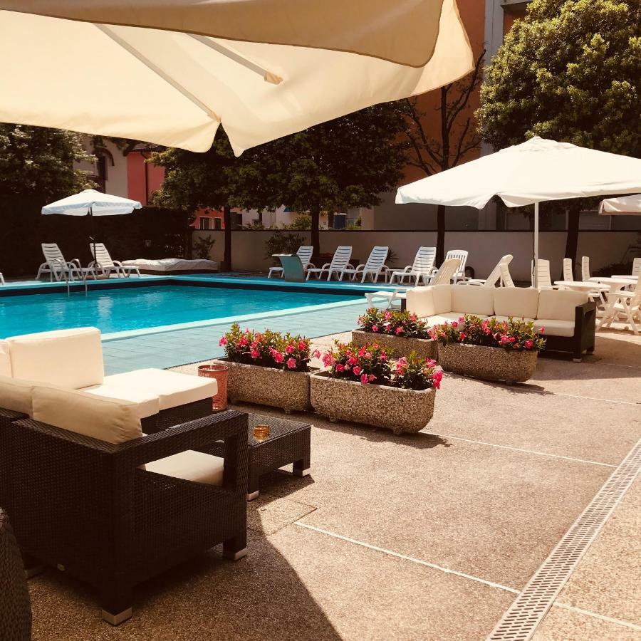 Hotel Metropol Καόρλε Εξωτερικό φωτογραφία